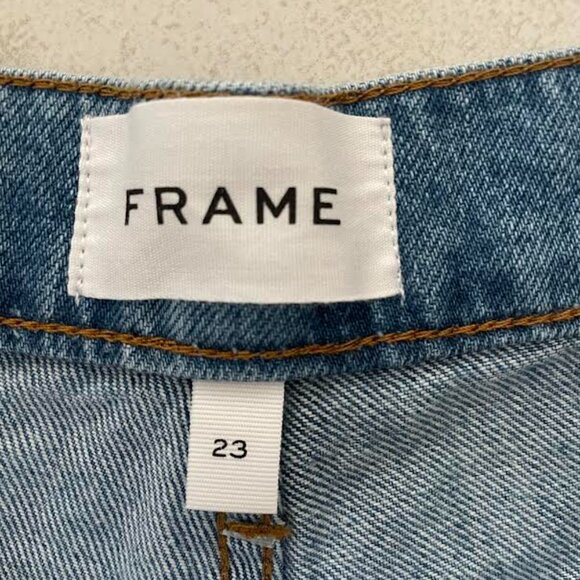 FRAME The Cuffed Wide mid-rise wide-leg jeans - Picture 3 of 5